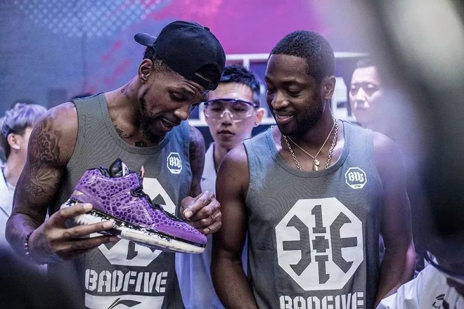 二阵加大持 二阵加大持