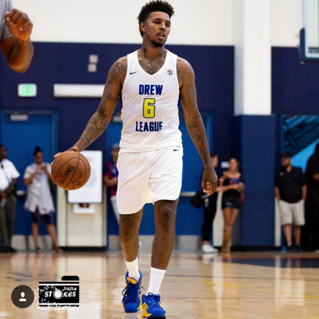 詹姆斯强突 詹姆斯强突