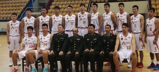 从过去两届 从过去两届