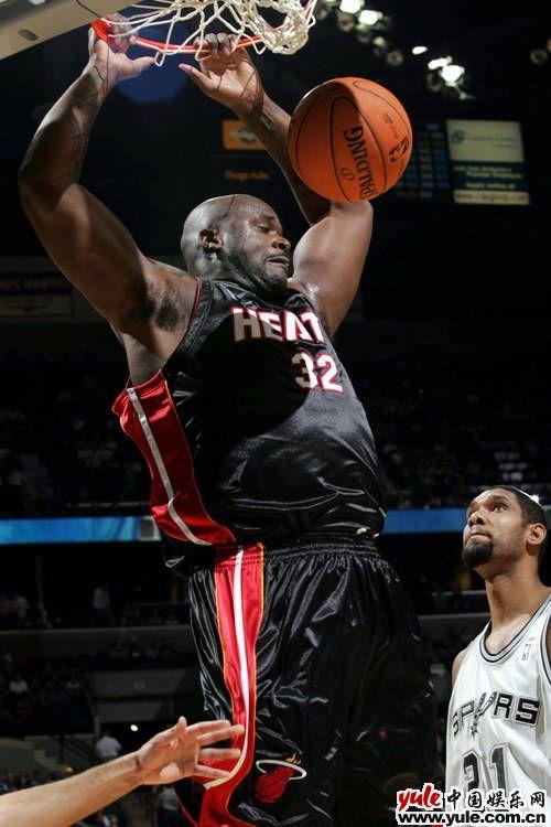 与肋部形成 与肋部形成